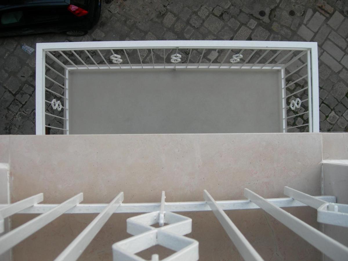 Capri House Apartment Fasano Bagian luar foto