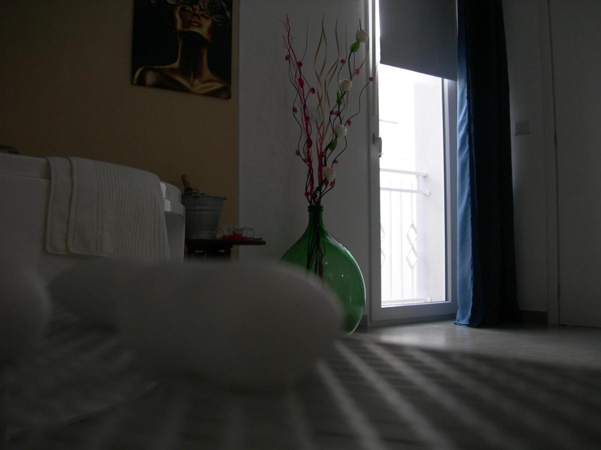 Capri House Apartment Fasano Bagian luar foto