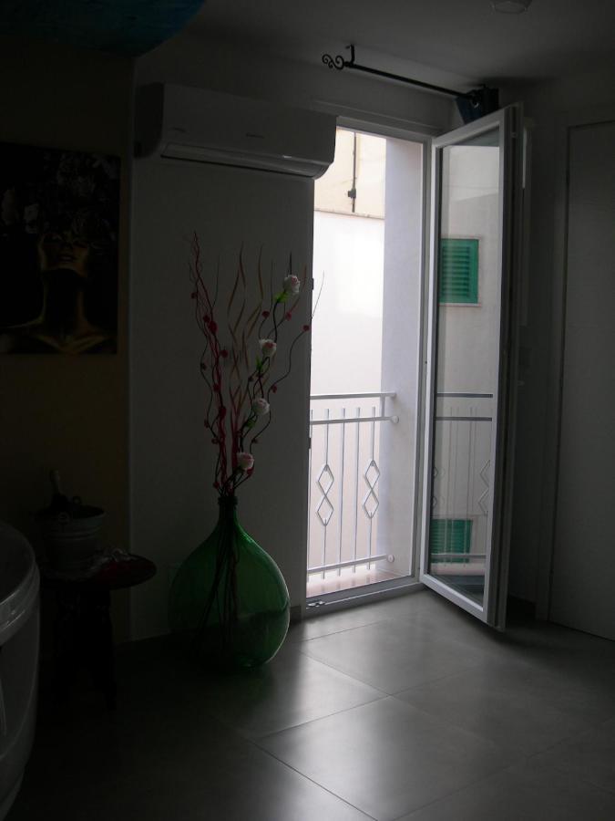 Capri House Apartment Fasano Bagian luar foto