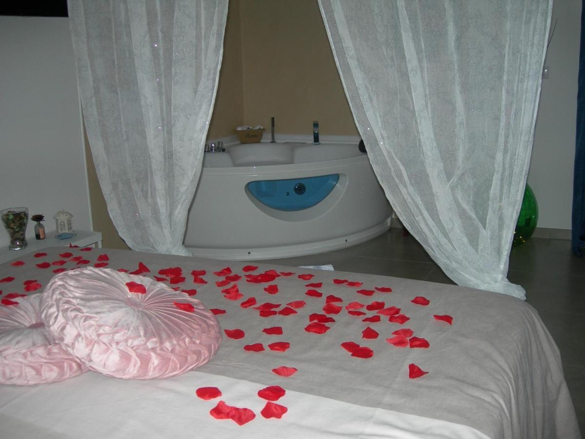 Capri House Apartment Fasano Bagian luar foto