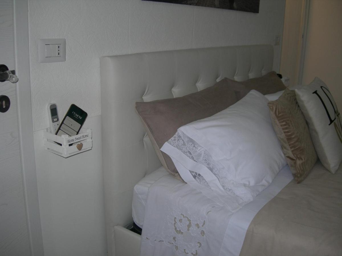 Capri House Apartment Fasano Bagian luar foto