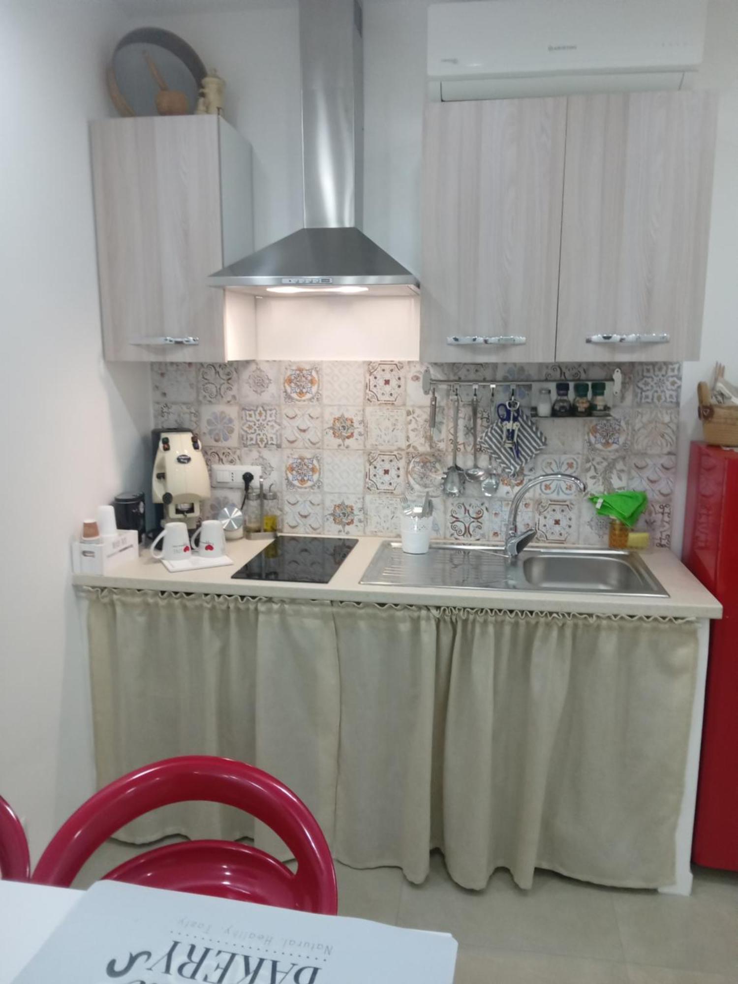 Capri House Apartment Fasano Bagian luar foto